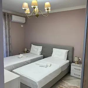 Gesapartment Appartamento Tirana